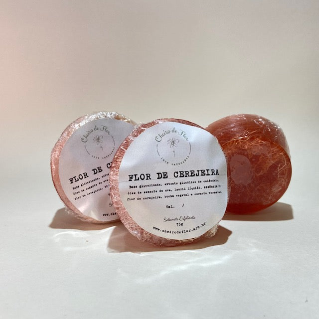 Jabón exfoliante artesanal - Flor de cerezo - Aroma floral