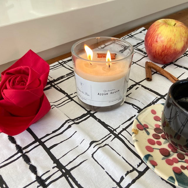 Scented Candle - Apple Spice - Flower Scent 