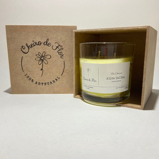 Literary Scented Candle - Twilight Alice Cullen - Scent of Flower 