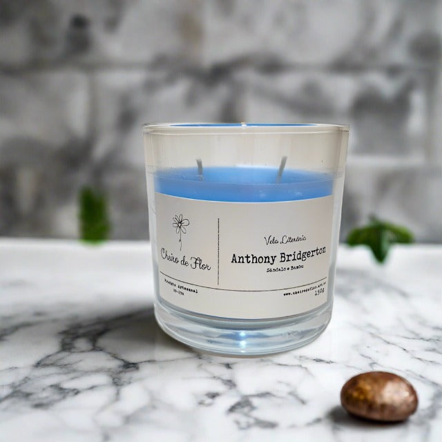 Literary Scented Candle - Bridgertons - Anthony Bridgerton - Smell of Flower 